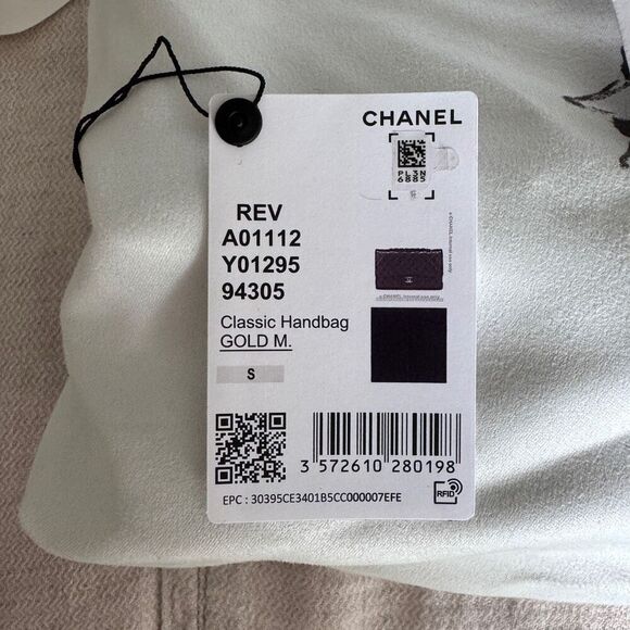 Chanel Classic Double Flap Medium Quilted Lambskin Black with Gold Hardware - Picture 14 of 15